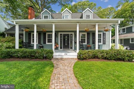 104 LOCKLEVEN DRIVE