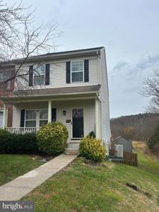 3115 RAKING LEAF DRIVE