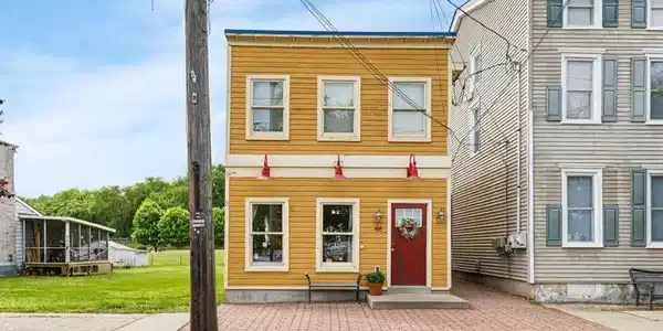 46 CLINTON STREET