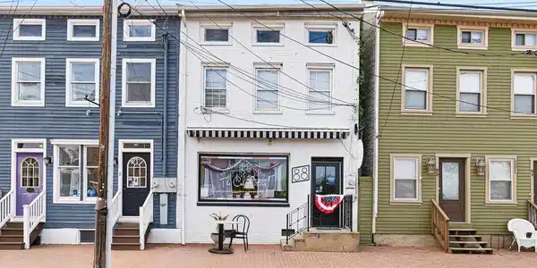 88 CLINTON STREET