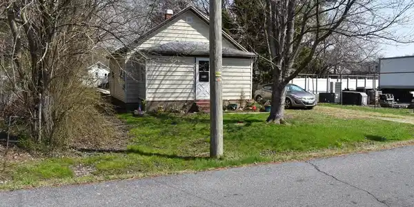 501 HARRINGTON AVENUE