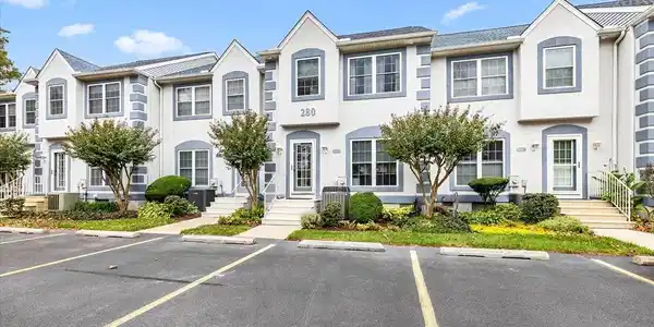 2805 AMERICAN EAGLE WAY