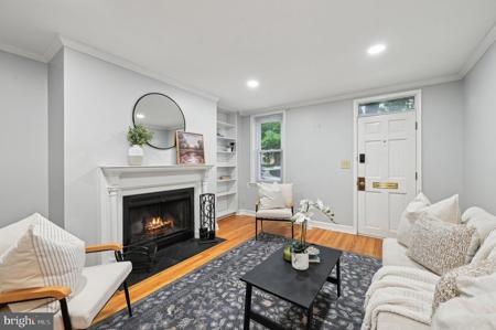 1037 WILLIAM STREET