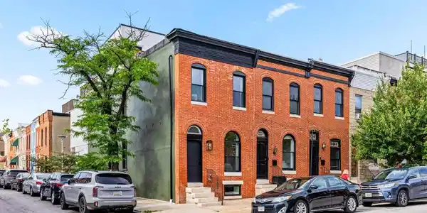 2900 DILLON STREET