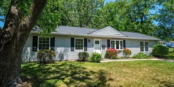 621 WINGLEAF COURT