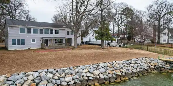 15185 POTOMAC RIVER DRIVE