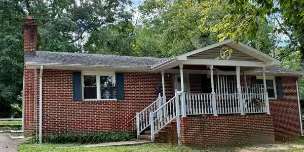 19 PERKINS LANE