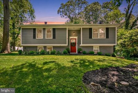 4 FAIRHAVEN COURT