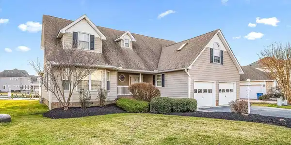 28 HARLAN TRACE