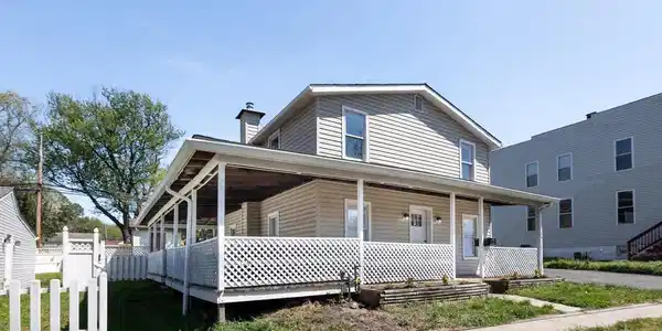 Image 3