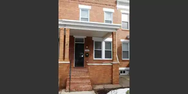 2806 LAKE AVE
