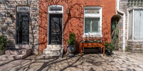 218 ANN STREET