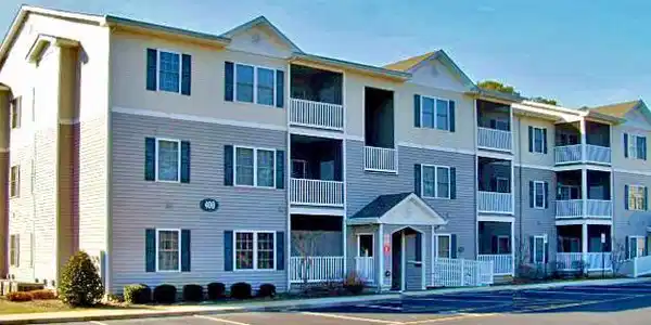 400 CASCADE LANE