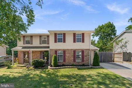 329 SHETLANDS LANE