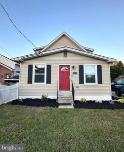 7805 OUTING AVENUE