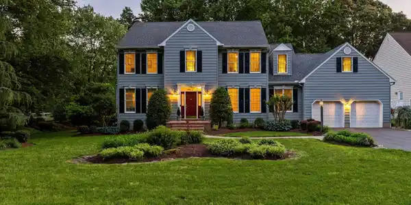 71 SIMMONS LANE