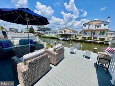 27 W ATLANTIC STREET
