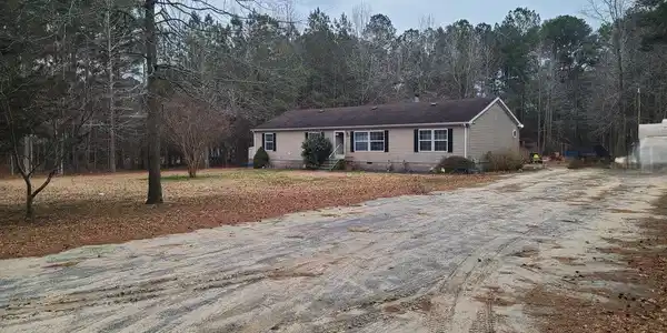 33206 CRABAPPLE LANE