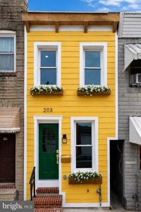 203 MADEIRA STREET