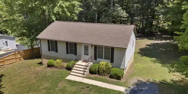 745 WHITE SANDS DRIVE