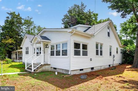 38 4TH STREET