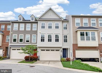 34 ENCLAVE COURT