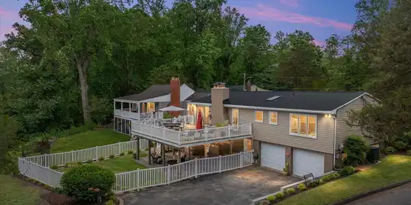 508 WALNUT DRIVE