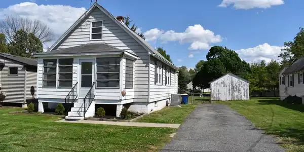 517 CLINTON STREET