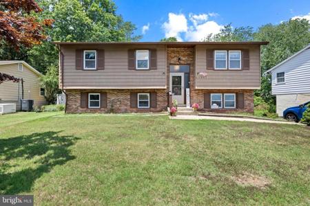 1247 RIVER BAY ROAD