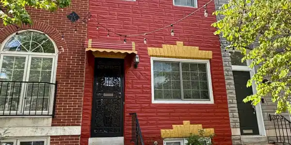 10 MILTON AVENUE