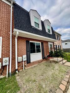 813 THIMBLEBERRY ROAD