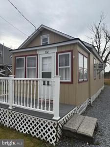 102 GARRISON AVENUE