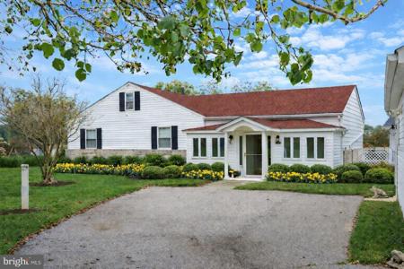 1318 BELL LANE