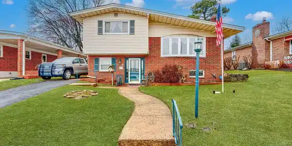 1220 HILLSHIRE ROAD