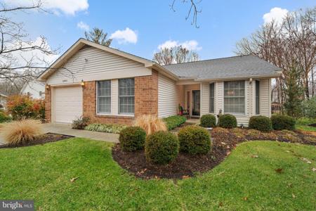 2802 COXSWAIN COURT