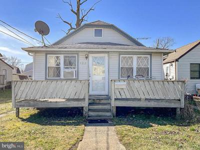 123 FOREST AVENUE