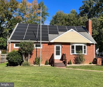 124 SPRUCE LANE