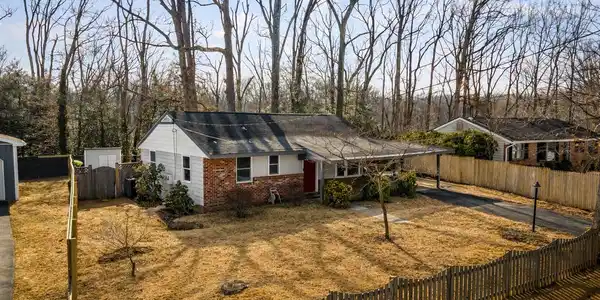 127 CRESSTON ROAD