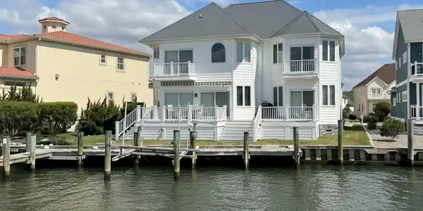311 HERON GULL COURT