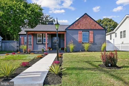 233 FARRAGUT ROAD