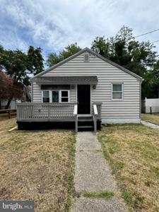 2016 BLAINE AVENUE