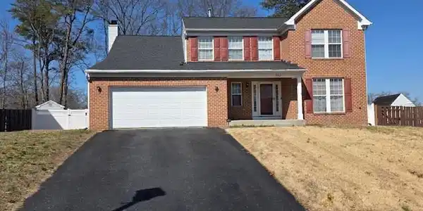 902 MINGLEWOOD LANE