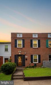 2907 WETHERBURN COURT