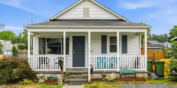 413 ORCHARD AVENUE