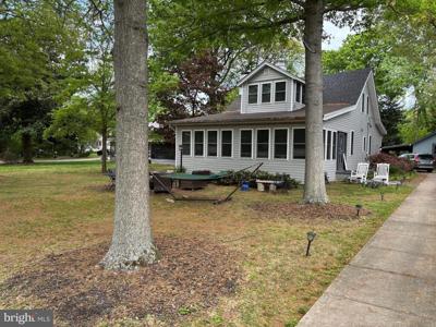 3 BARRY AVENUE