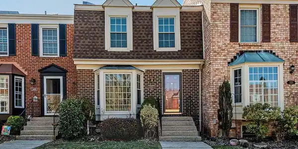 1467 EAGLE COURT