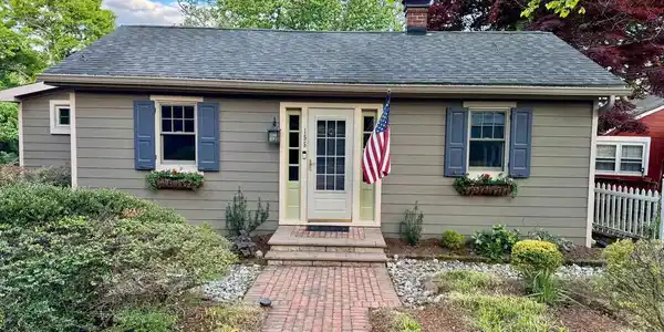 155 RIDGEWAY CIRCLE