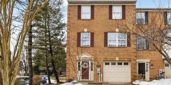 1124 BRASSIE COURT