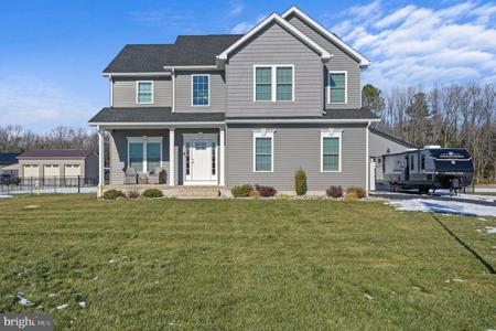 623 LOG CABIN ROAD