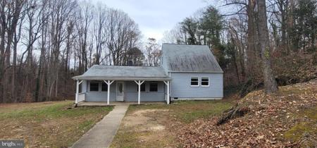 1950 ROSEMARY LANE